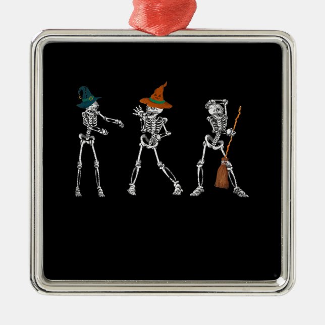 Geschenktanz |Halloween Dance Macabre Hexe Skeleto Ornament Aus Metall (Vorne)