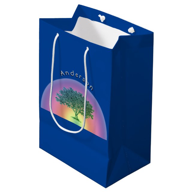 Geschenktasche - Familienstück mit Namen Mittlere Geschenktüte (Vorderseite Schrägansicht)