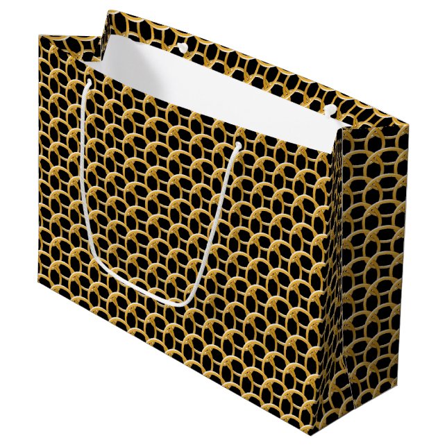 Geschenktasche (g) - Golden Chain Mail Große Geschenktüte (Vorderseite Schrägansicht)