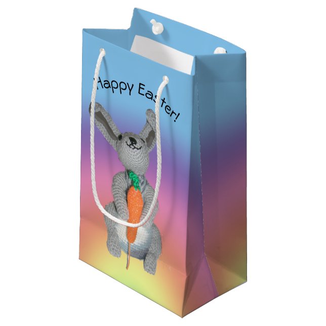 Geschenktasche - Kaninchen mit Karrot Kleine Geschenktüte (Vorderseite Schrägansicht)