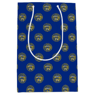 Geschenktasche mit der Flagge von Nebraska, USA Mittlere Geschenktüte