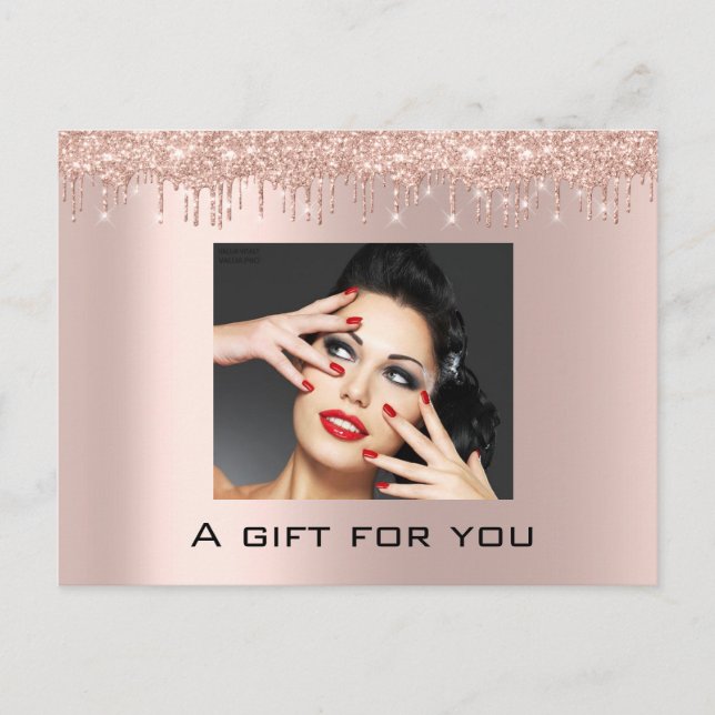 Geschenkzertifikat Feiertage Schönheit Rose Tropfe Postkarte (Vorderseite)