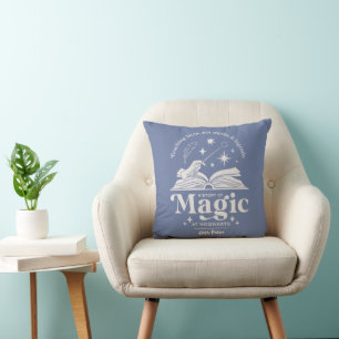 Geschichte der Magie bei HOGWARTS™ Kissen