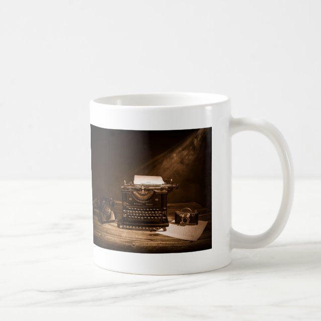 Geschichte des Journalisten Kaffeetasse (Rechts)