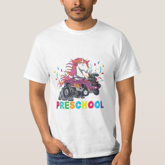 Geschlagene Girl Unicorn T-Shirt (Vorderseite)