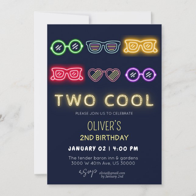 Geschlechtsneutral lustiger 2. Geburtstag Einladung (Vorderseite)