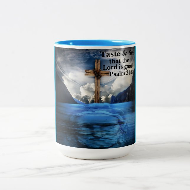 Geschmack & Sehen, dass der Herr ist gut. Psalm 34 Zweifarbige Tasse (Mittel)