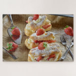 Geschmackvolle süße Erdbeere Eclairs Konditorei So<br><div class="desc">Dieses atemberaubende Puzzle enthält süße,  leckere Erdbeereklare #pastry #gastronomy #food #tasty #food #food #strawberry #eclairs #instafood #Summer #jigsaw #puzzle #jigsawpuzzle #gifts #springs #fun #aringstopers #games #gift #gift #pastries #french #christmas holidays #secretsanta</div>