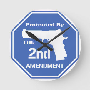 Geschützt durch die zweite Änderung (blau).png Runde Wanduhr