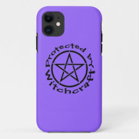 Geschützt durch Hexerei Lila Wiccan iPhone Gehäuse