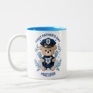 ☕ "Geschützt von Daddys Abzeichen" - Erster Vater Zweifarbige Tasse