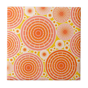 Geschützte Räder - orange und gold Fliese