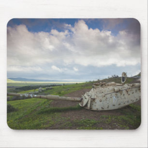 Geschützturm eines israelischen Panzers zeigt auf Mousepad