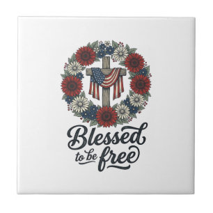 Gesegnet Frei zu sein Patrioten Blumenkreuz Shirt_ Fliese