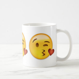 Gesicht, das einen Kuss Emoji wirft Kaffeetasse