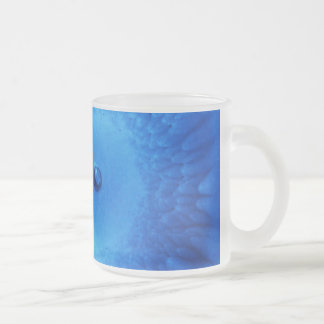 Gesichter der Wasser-Tasse Mattglastasse