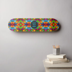Gestaltetes Glas - farbenfrohe Mosaikfliese - Dem  Skateboard