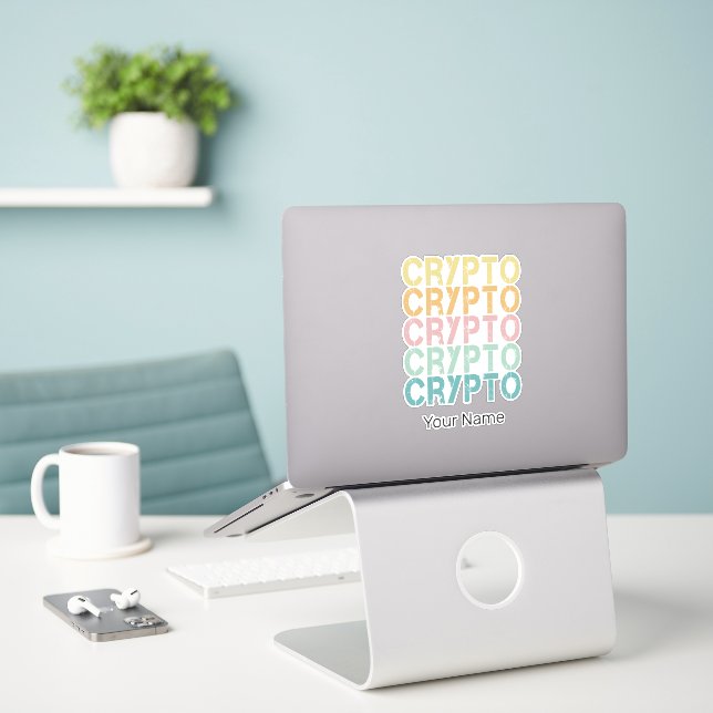 Gestaltung von Krypto-Retro-Buchstaben für Kryptow Aufkleber (Laptop auf Schreibtisch)