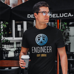 Gestellte Ingenieurin , Ingenieurstudium nach Maß T-Shirt