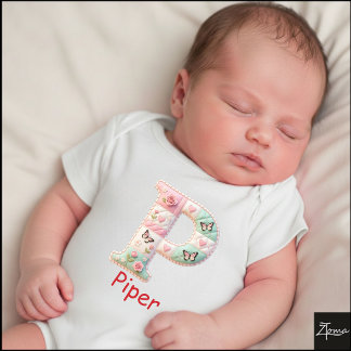 Gesteppter Patchwork-Initialbuchstabe P Kinderzimm Baby Strampler