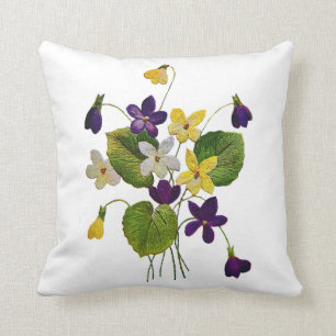 Gesticktes violettes Kissen
