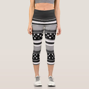 Gestreiftes Muster horizontal mit Sternen Capri Leggings