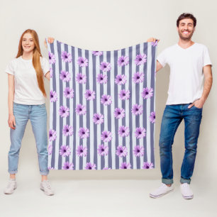Gestreiftes Muster mit lila Gänseblümchen Fleecedecke