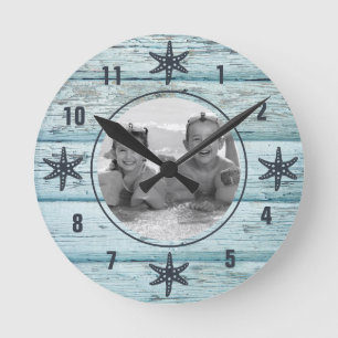 Gestresster blauer Strandholz-Seestern Foto Runde Wanduhr
