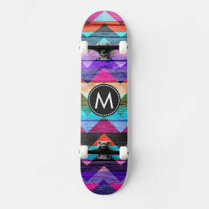 Gestrichenes Holz Chevron Streifen Muster #7 Skateboard