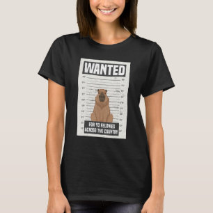 Gesucht wegen 93 Verbrechen im ganzen Land Capybar T-Shirt