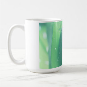Gesunde und natürliche grüne Blätter Tasse