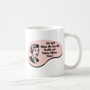 Gesundheits-und Sicherheitsbeamt-Stimme Kaffeetasse