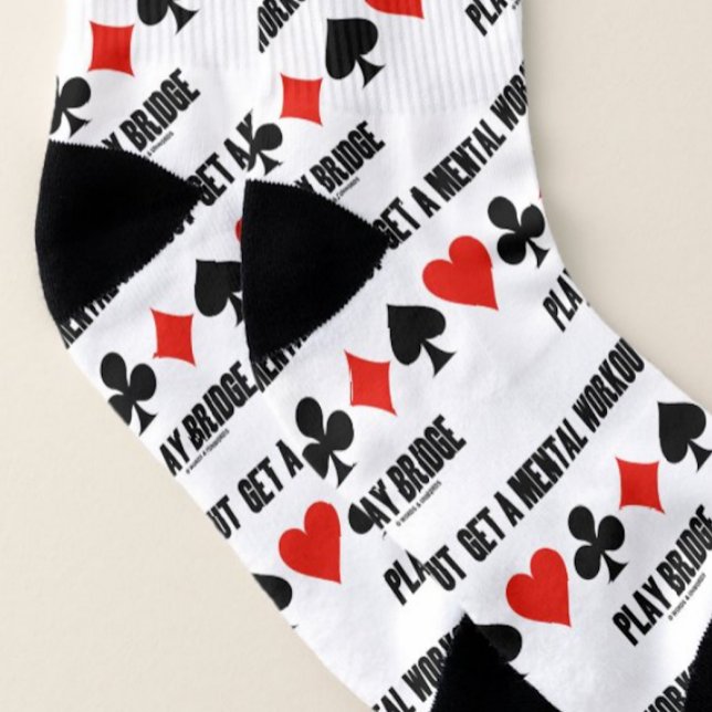 Get A Mental Workout Play Bridge Four Card Suits Socken (Bridge players/teachers will enjoy this pair of socks featuring the 4 card suits & bridge advice!)