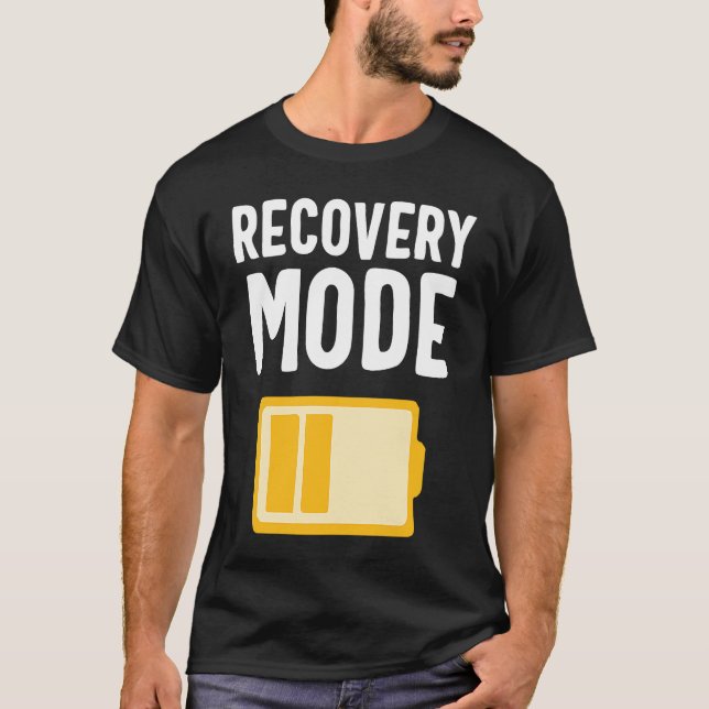 Get Well Soon Recovery Mode is On Post Surgery T-Shirt (Vorderseite)