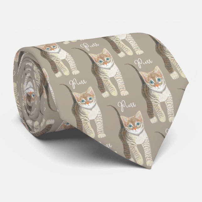 Getigerte Katze mit leichtester brauner Krawatte (Gerollt)