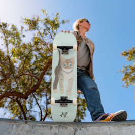 Getigertes Kätzchen mit Text-Skateboard Skateboard