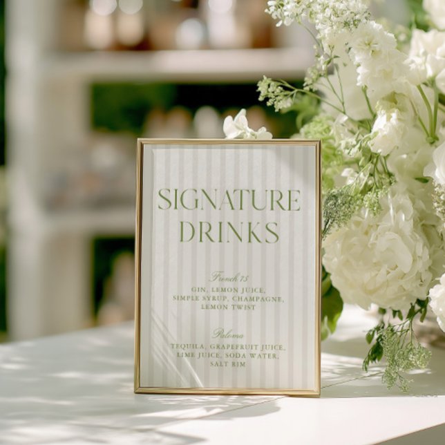 Getränkekarte auf der Seite Grün und Beige Einladung (Sage Green & Beige Signature Drinks Menu)