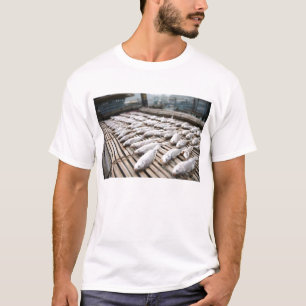 getrocknete Fische in Hong Kong T-Shirt