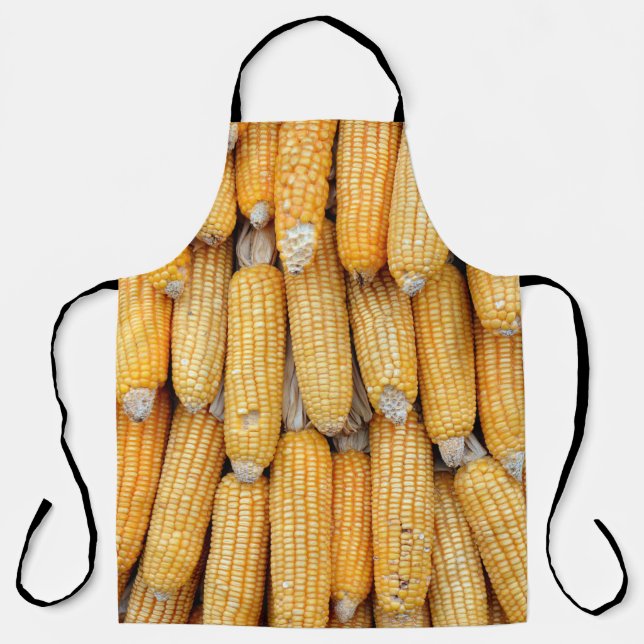 Getrockneter Mais, der gestapelt wurde. Schürze (Vorderseite)