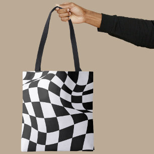 Gewelltes Schwarz-Weiß-Schachbrettmuster Tasche