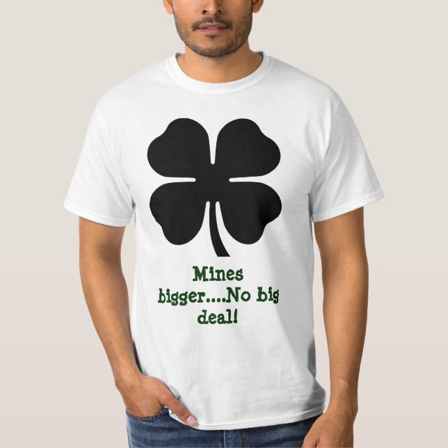 Gewinnt größeres….Keine große Sache! T-Shirt (Vorderseite)