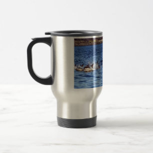 Gewöhnliche Delfin-Pod-Porpoising-Ozean-Spritzer-T Reisebecher