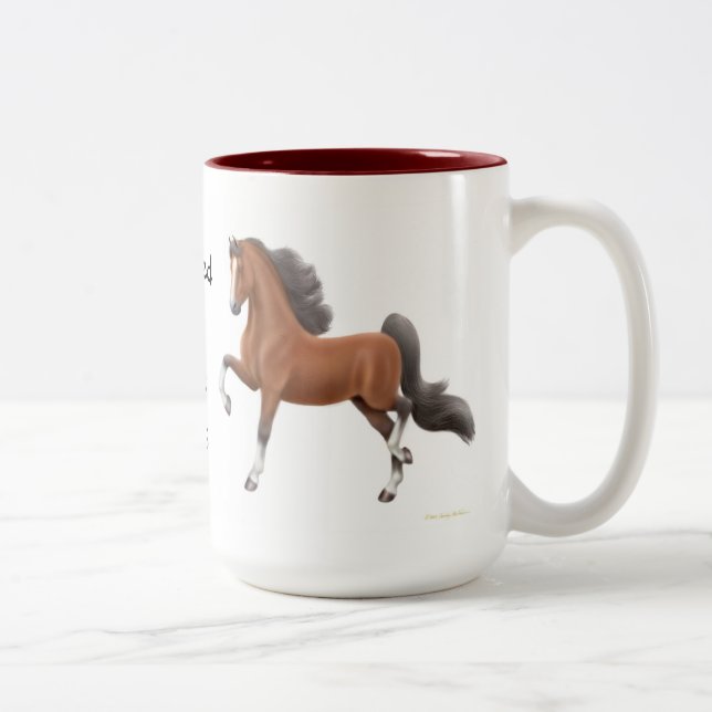 Gewöhnt zum Pferd zeigt Gaited Saddlebred Tasse (Rechts)