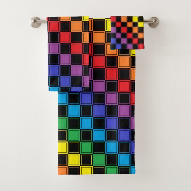 Gezeichneter karierter Regenbogen und Schwarzes Badhandtuch Set (Insitu)