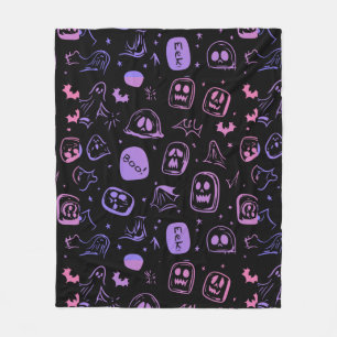 Ghoful Bats & Eerie Faces Halloween Black Fleecedecke