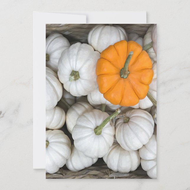 Ghost Pumpkins mit einer sneakfarbenen Orange Einladung (Vorderseite)