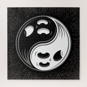 Ghost Yin Yang Black und White