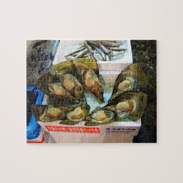 Giant Mussels Tsukiji Fish Market, Tokio, Japan (Horizontal)
