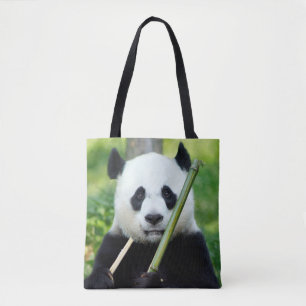Giant Panda Holding Bamboo Tasche