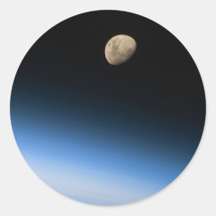 Gibbous Mond aus der Umlaufbahn Aufkleber